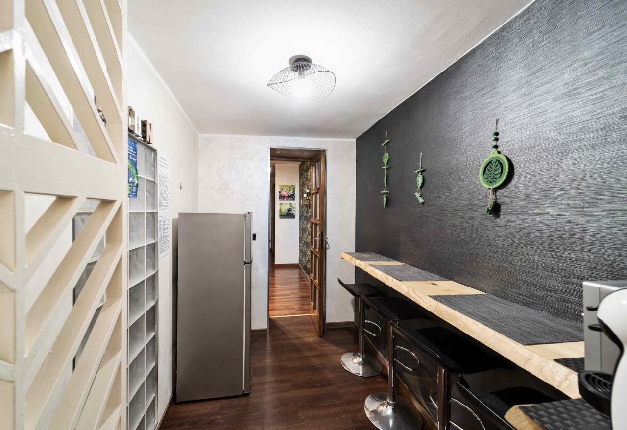 Newhouse Dei Mille Apartment Bari Bagian luar foto